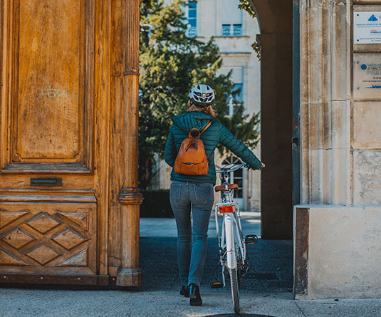 Travail à vélo à Avignon